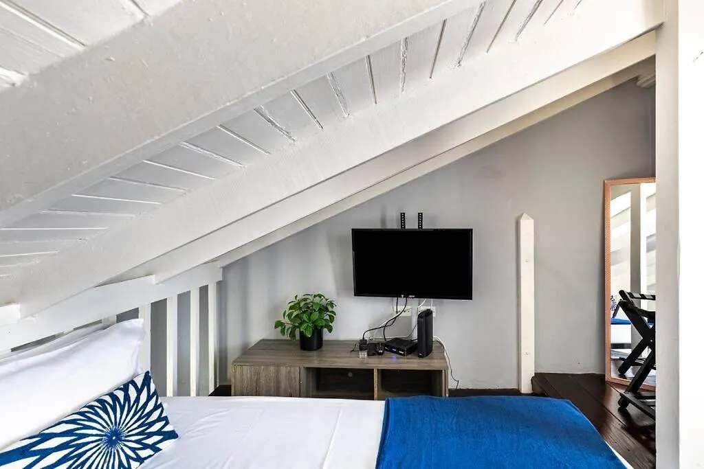 شقة Seaside Loft With Pool, Sea Castles, مونتيغو باي